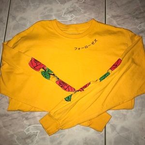 Yellow Rose Sleeve Tee